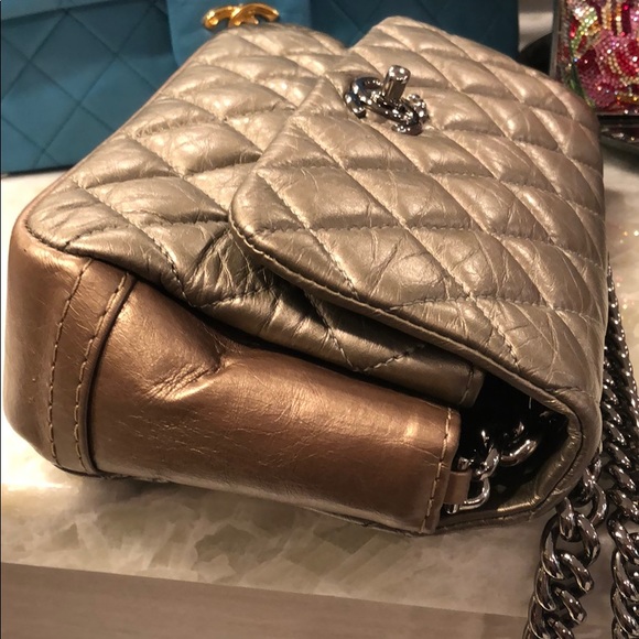 Trade Chanel Paris Bombay 2 Tone Metallic Flap Bag - Picture 3 of 8